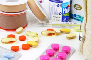 Avoid Side Effects Wait before taking Advil after paracetamol
