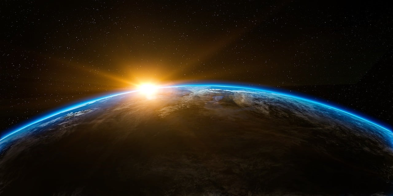 כמה זמן לוקח לקרני השמש להגיע לכדור הארץ?