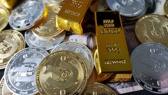 כמה זמן משקיעים קונים זהב וכסף בישראל? - תובנות מפתח